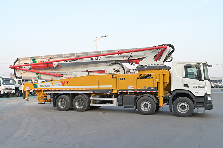 XCMG Schwing concrete pump truck HB58V China new 58m concrete truck with scania chassis for sale